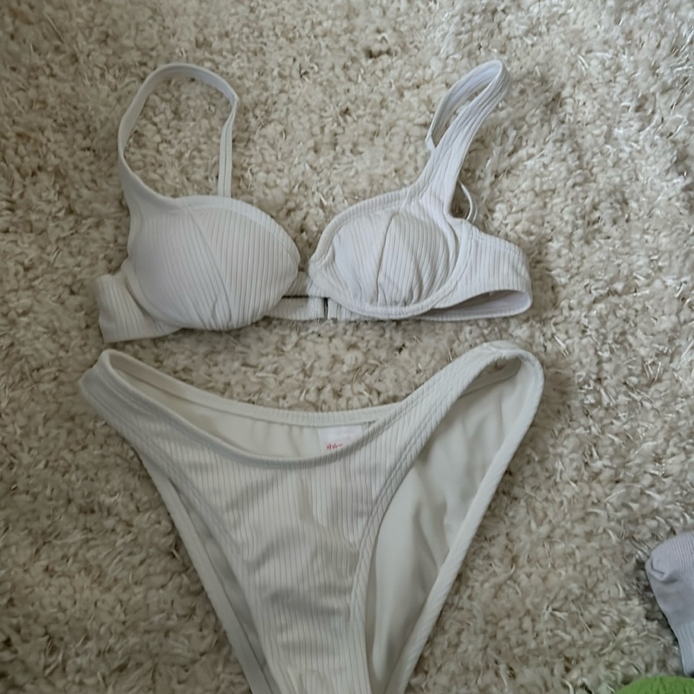 White Ribbed target bikini set XS top S bottom